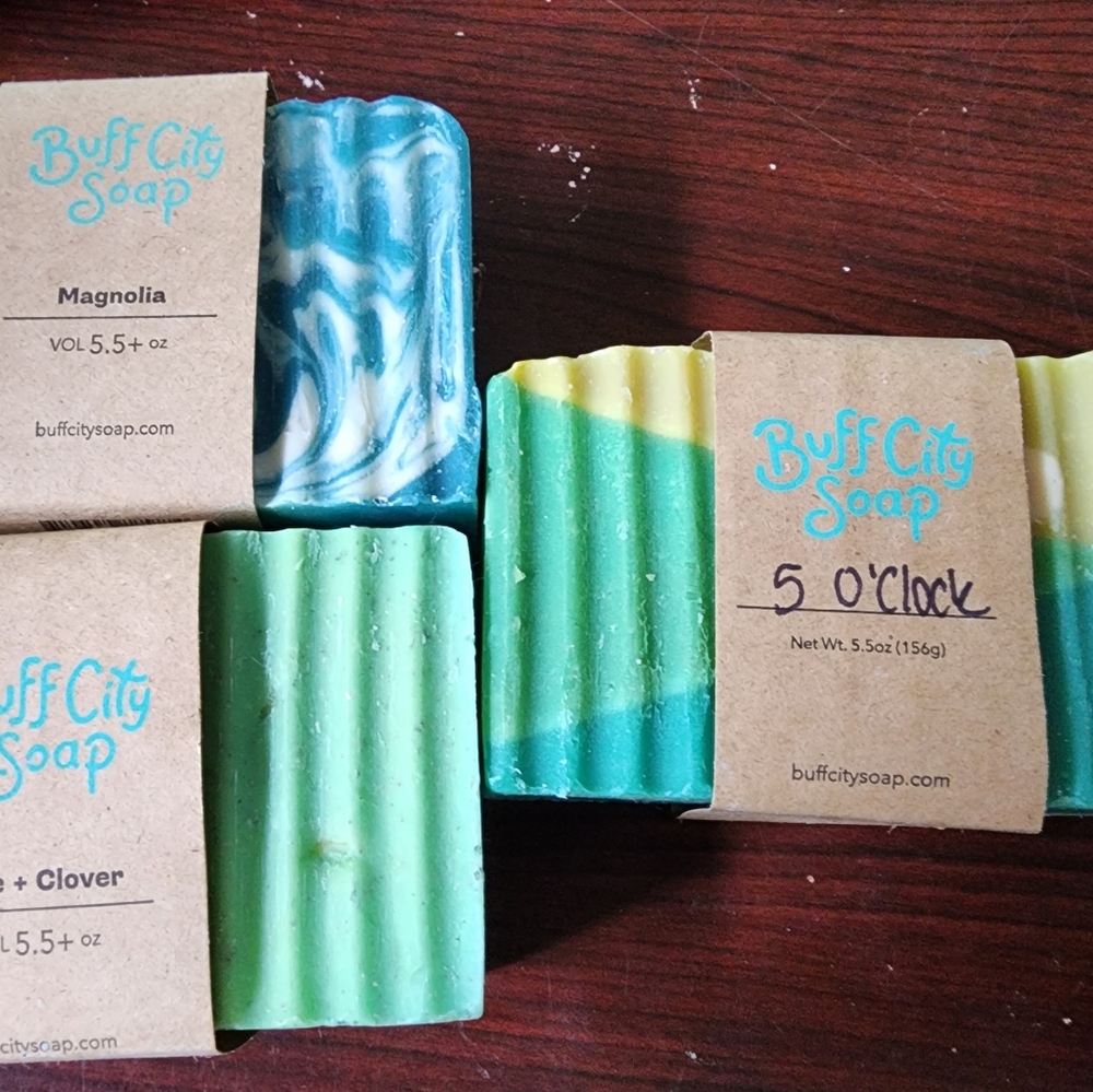 Aloe & Clover, Magnolia, and 5 O'Clock Soap Set. - Picture 13 of 14